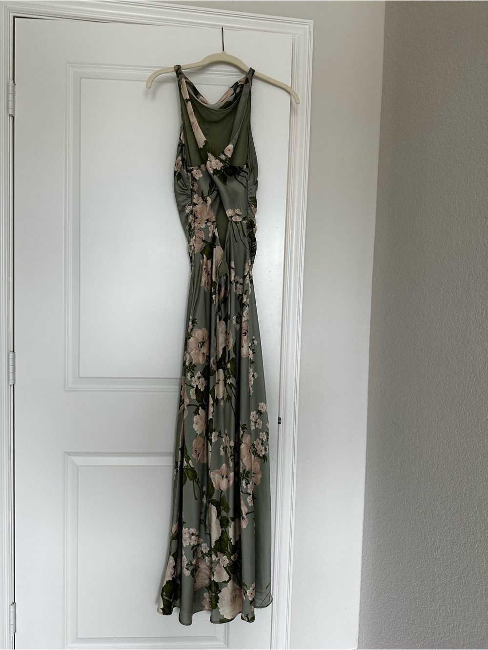 Reformation Anaiis Silk Dress - Picture 2 of 5